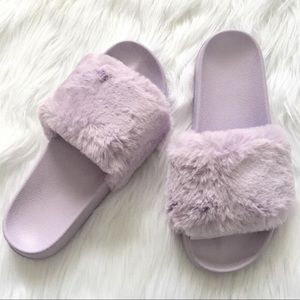 Brand new ARIANA GRANDE purple furry flip flops!